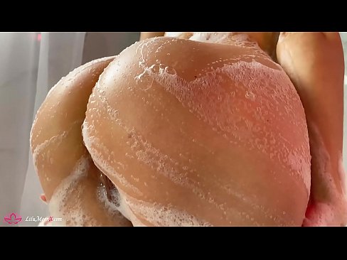 ❤️ Brunette onanerer fisse med vibrator til intens orgasme i brusebad Porno fb at da.raceporn.ru ❌❤