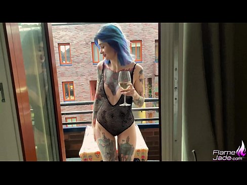 ❤️ Kæmpe pige suger med en sut og knepper lidenskabeligt under åben himmel Porno fb at da.raceporn.ru ❌❤